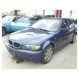 2003 BMW 325i - Runs - current bid $750