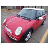 2004 Mini Cooper 101k Miles - Runs - current bid $2250