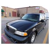 1999 Lincoln Navigator - Runs - current bid $700