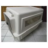 Petmate Vari Large Pet Kennel - current  bid $10