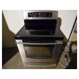 Working LG Free Standing Electric Range - current bid $150