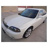 2003 Lincoln LS - Runs - current bid $900