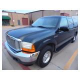 2001 Ford Excursion XLT - Runs - current bid $800