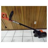 Working Black & Decker Electric Edger - current bid $10