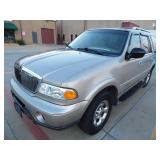 2001 Lincoln Navigator All Wheel Drive - Runs - current bid $850