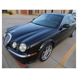 2004 Jaguar S-Type - Runs - current bid $750