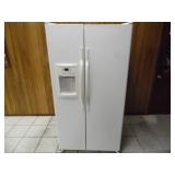Working Hotpoint SidebySide Refrigerator - current bid $75