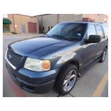 2003 Ford Expedition XLT - Runs - current bid $700