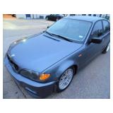 2002 BMW 325XI - Runs - current bid $700