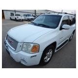 2005 GMC Envoy Denali 4x4 5.3L Vortec- Runs - current bid $800