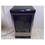 Working Masterbuilt 40-inch Electric Smoker - current bid $100