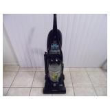 Working Bissell Cleanview Helix Vacuum - current bid $10