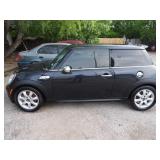 2008 Mini Cooper S 128k miles - Runs - current bid $1950