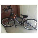 Roadmaster Granite Peak 18 Speed Mountain Bike - current bid $20