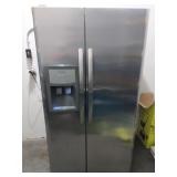Frigidaire Stainless Steel Refrigerator Works