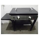 Blackstone 28 inch Propane Grill 