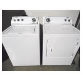 Like New Whirlpool Washer Dryer Set