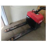 Dayton Self Propelled Electric Pallet Jack