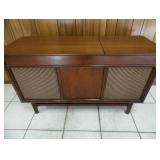 Working Vintage 1960s Record Console
