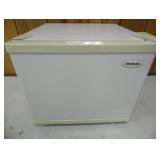 Working Magic Chef Table Top Refrigerator 