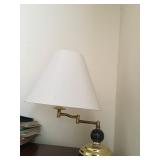 Adjustable table lamp