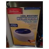 Cool moisture humidifier