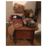 Teddy Bears with Wooden Box