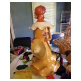 Clay doll sculpture by Artesania