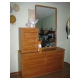 drexel dresser/ mirrir set