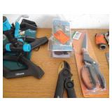 ASSORTED LAWN CARE TOOL LOT