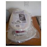 (3) TOILET SEATS AND INSTALLATION KITS - NEW