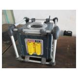 Bosch Charger/Radio