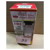 Waste King Legend Series 1/2 HP Continuous Feed Garbage Disposal in good conditions