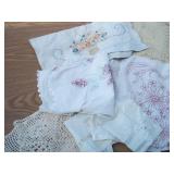 Lot of Vintage Place Mats, Table Cloth, Misc