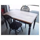 Kitchen Table & 2 Chairs. Great for Lake Cabin or Small Kitchen
