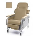 Retails New $1500 - Lumex Mobile Deluxe Clinic Patient Care Recliner Patient Geri Chair Ultimate Wide Comfort - With Side Tables Clinical Care Recliner Taupe - Excellent Condition!