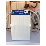 UPS Uninterruptible Power Supply Source Battery CM1880 Continual Power System