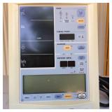WOW RETAILS USED $900 For Your Home Or Clinic Mobile Datascope Accutorr Plus Patient Monitor NIBP, SPO2 Includes: Finger Probe, Hose and Adult Cuff - Excellent Working Condition!