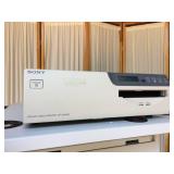 Reatils Used $150 Sony Color Video Printer Up-51MD A5 Color Video Printer Using Size Dye-Sublimation Technology White Great Condition!