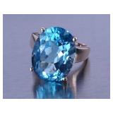 12ct Natural Aqua Ring in Yellow Gold