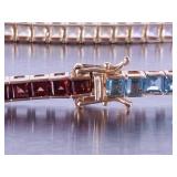 Tennis Bracelet in Yellow Gold