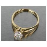 Ladies CZ Ring in Yellow Gold