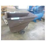 Rubbermaid 1/2 Cubic Yard Dump Box