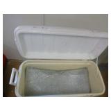 2 Igloo Coolers