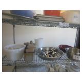 Lot of Miscellaneous Restaurant Supply