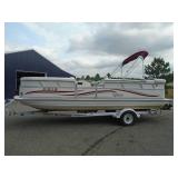 2004 Sylvan Deck Boat