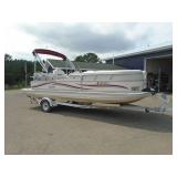 2004 Sylvan Deck Boat