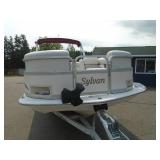 2004 Sylvan Deck Boat