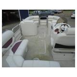 2004 Sylvan Deck Boat