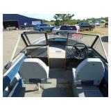 1975 Lund USR Fishing Boat